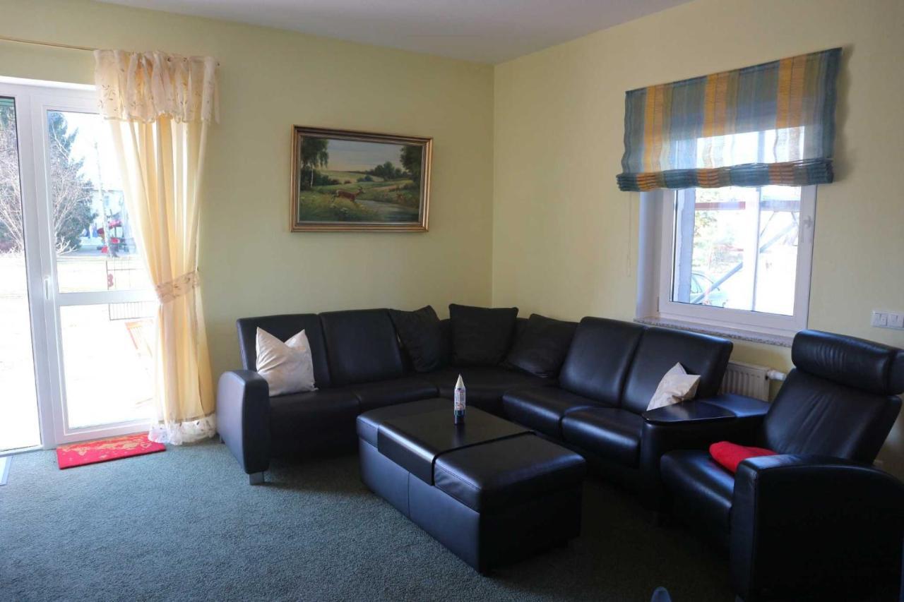 Pension Am Waldguertel Forst  Quarto foto